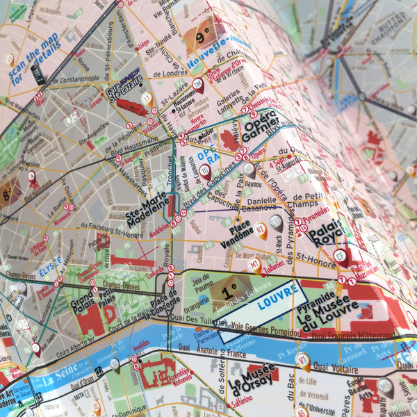 Pouch plus Map Guide Laminated Paris - Metro - Streets - Museums - Pocket